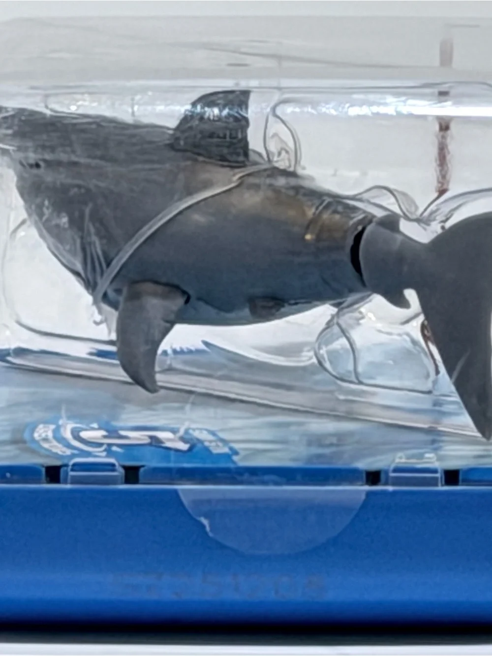 ZURU Robo Alive Robo Shark Water Activated Robotic Swimming Toy New